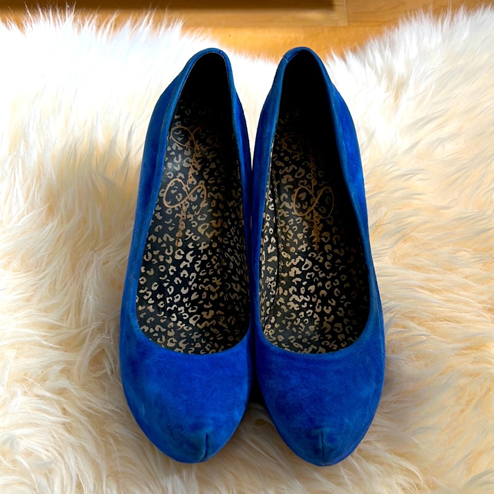 Jessica Simpson high heel